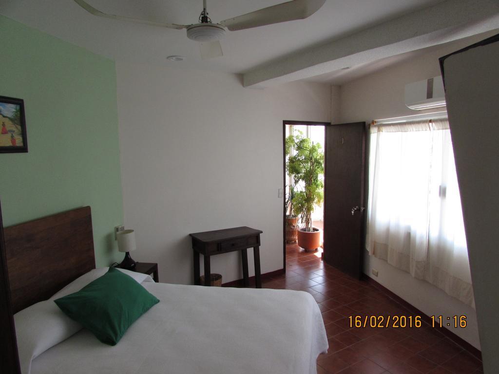 Hotel Puerto Piedra Puerto Escondido Szoba fotó