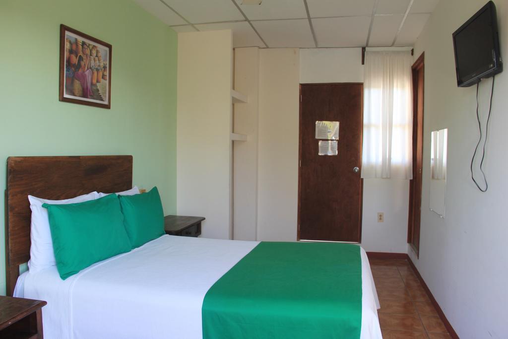 Hotel Puerto Piedra Puerto Escondido Kültér fotó